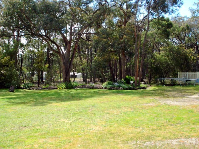 235 Haddon-Preston Hill Road, Haddon VIC 3351
