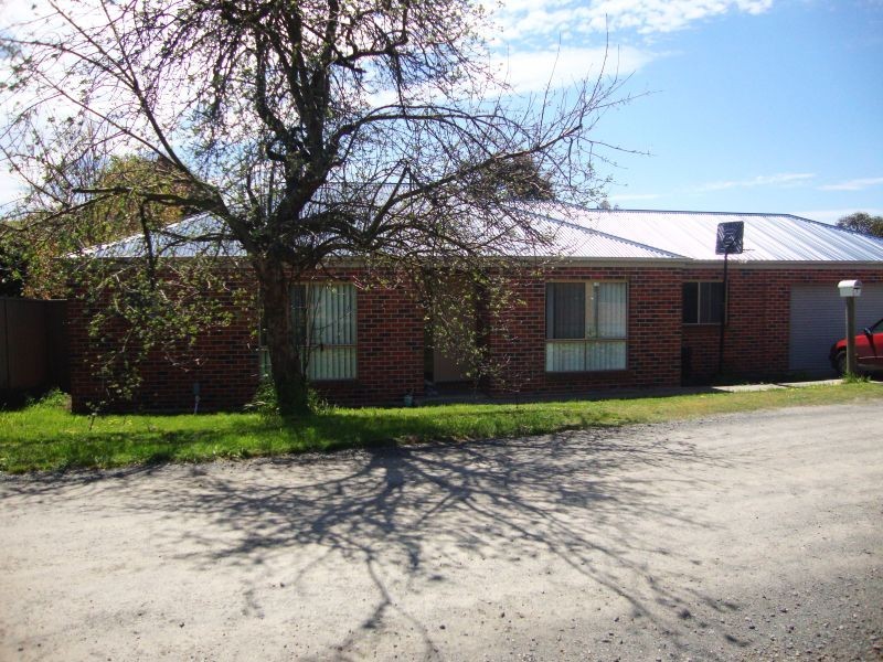 2 Bartley Avenue, Ballarat VIC 3350