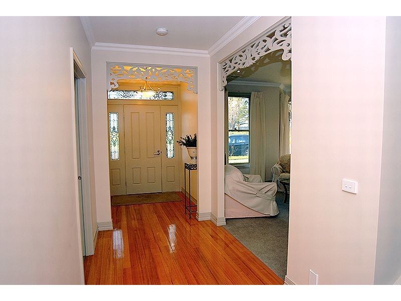 1915 Sturt Street, Alfredton VIC 3350