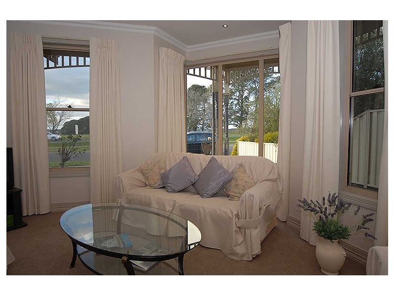 1915 Sturt Street, Alfredton VIC 3350