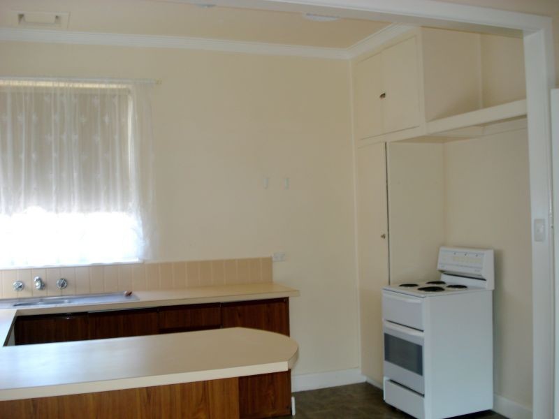 1345 Gregory Street, Lake Wendouree VIC 3350