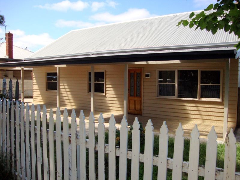 7 Paling Street, Ballarat North VIC 3350