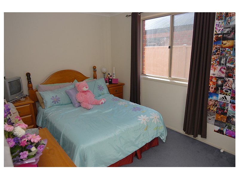 6 Rozel Avenue, Wendouree VIC 3355