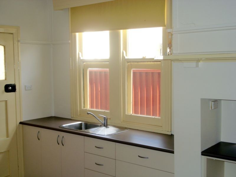 112 Lexton Street, Lake Wendouree VIC 3350