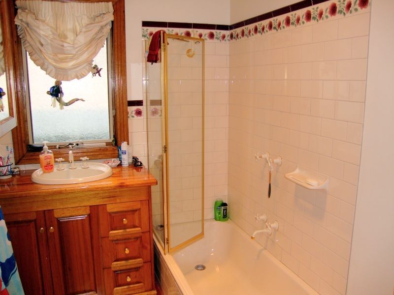 17 Howitt Street, Ballarat North VIC 3350