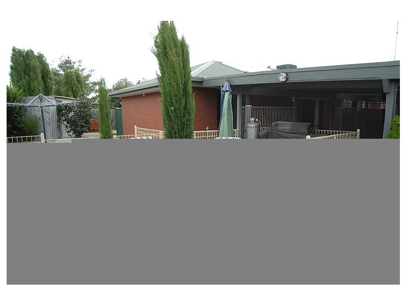 1 Lynbrae Court, Sebastopol VIC 3356