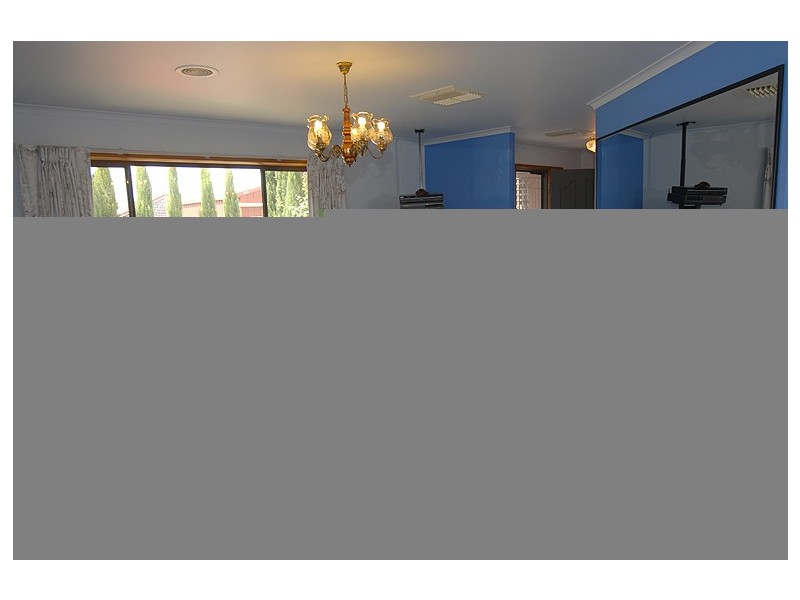 1 Lynbrae Court, Sebastopol VIC 3356