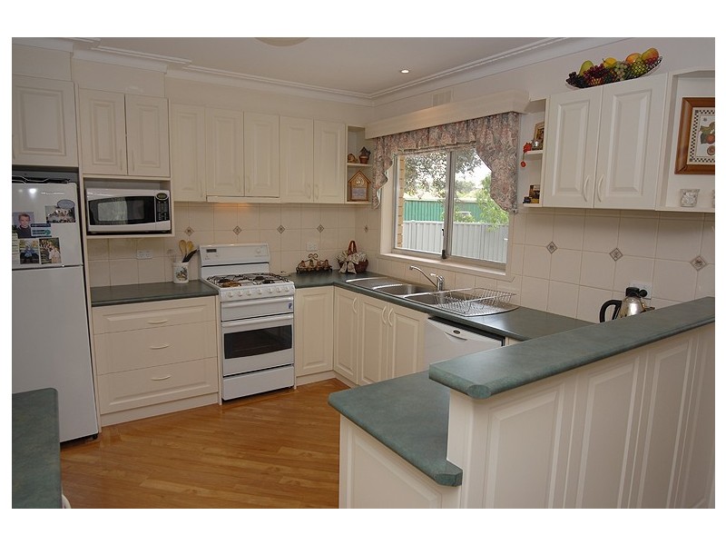 31 Reid Street, Brown Hill VIC 3350