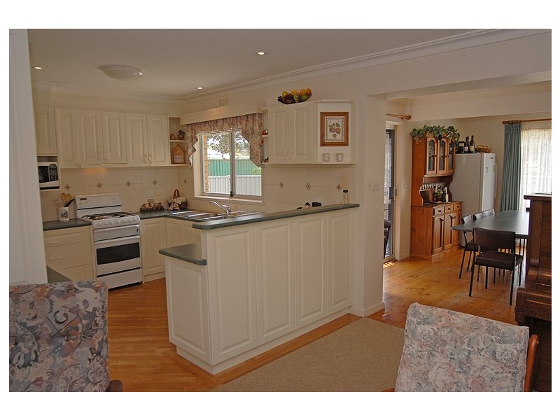 31 Reid Street, Brown Hill VIC 3350