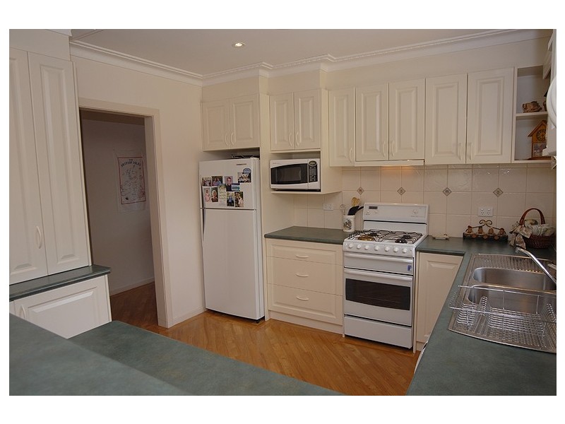 31 Reid Street, Brown Hill VIC 3350