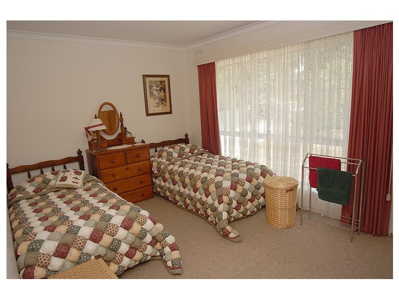 31 Reid Street, Brown Hill VIC 3350