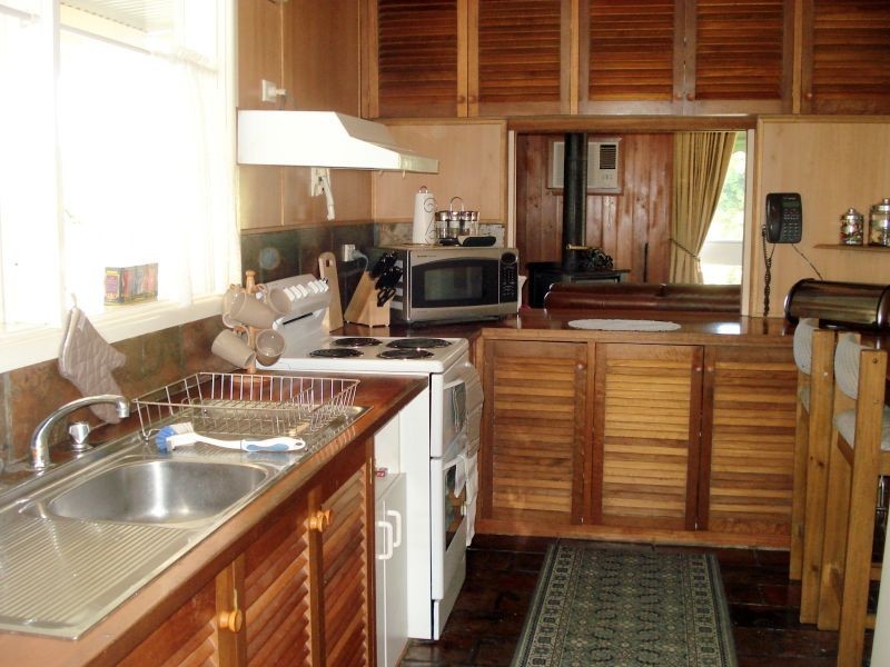 158 Clarkes Road, Enfield VIC 3352