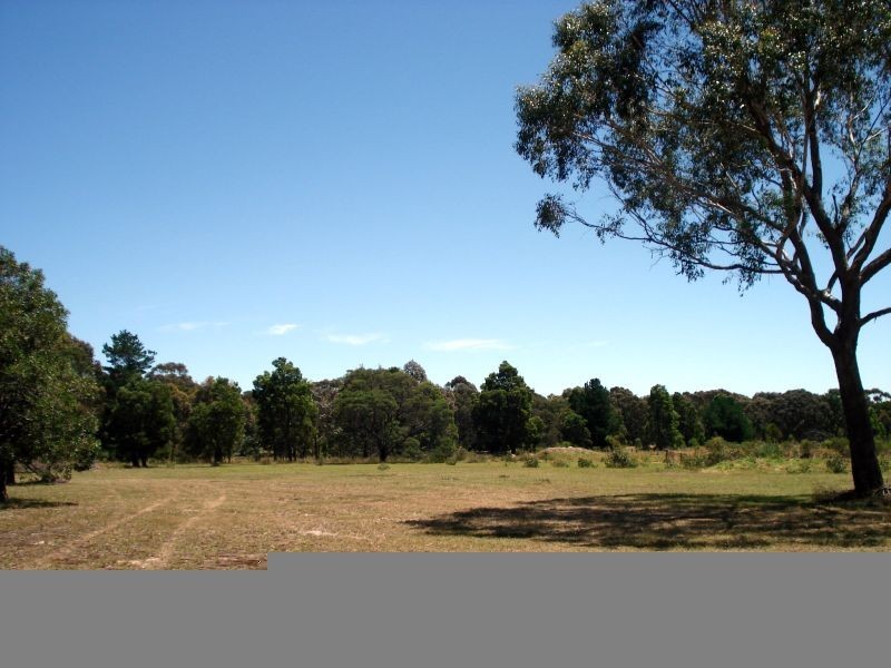 158 Clarkes Road, Enfield VIC 3352