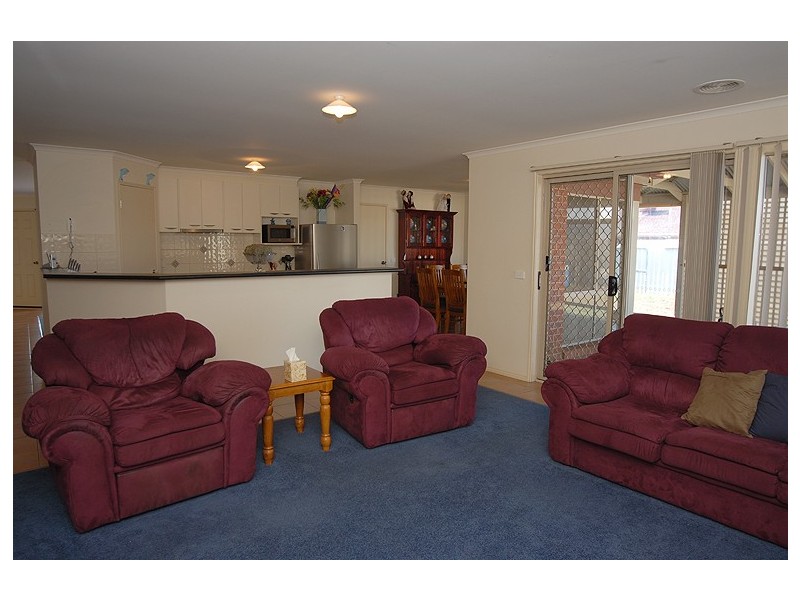 240 Howe Street, Miners Rest VIC 3352