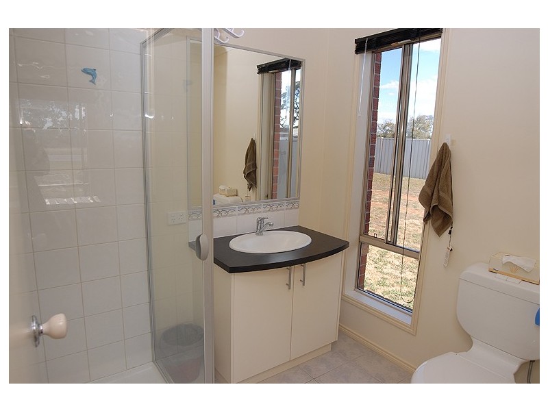 240 Howe Street, Miners Rest VIC 3352