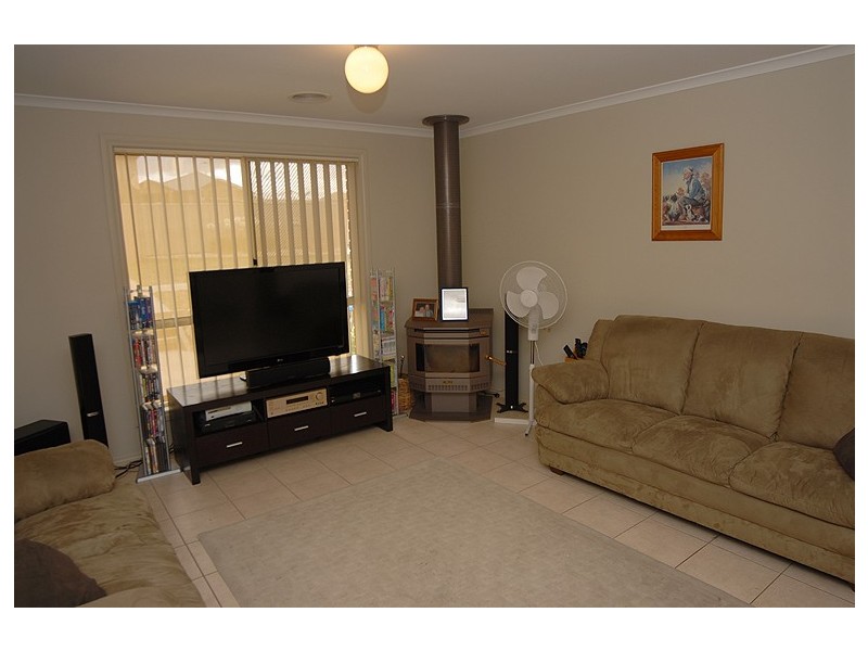 117 Howe Street, Miners Rest VIC 3352