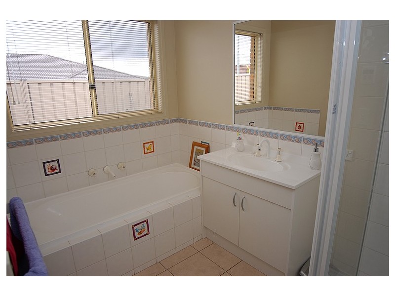 117 Howe Street, Miners Rest VIC 3352