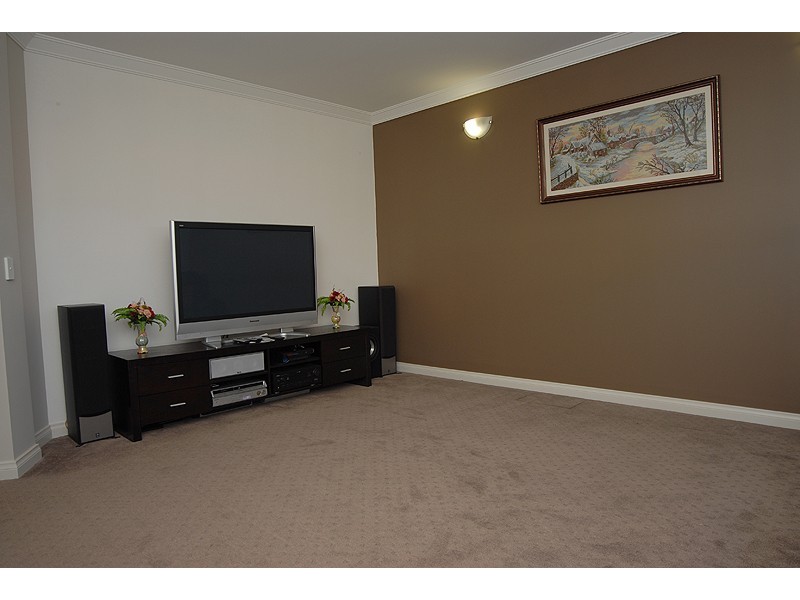 15 Waterford Drive, Miners Rest VIC 3352