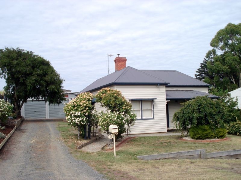 12 Gladstone Street, Ballarat VIC 3350