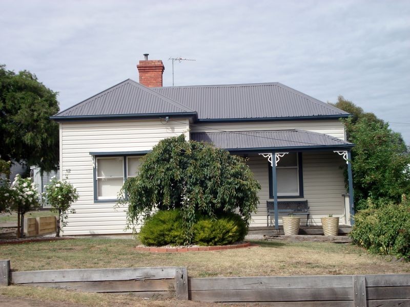 12 Gladstone Street, Ballarat VIC 3350