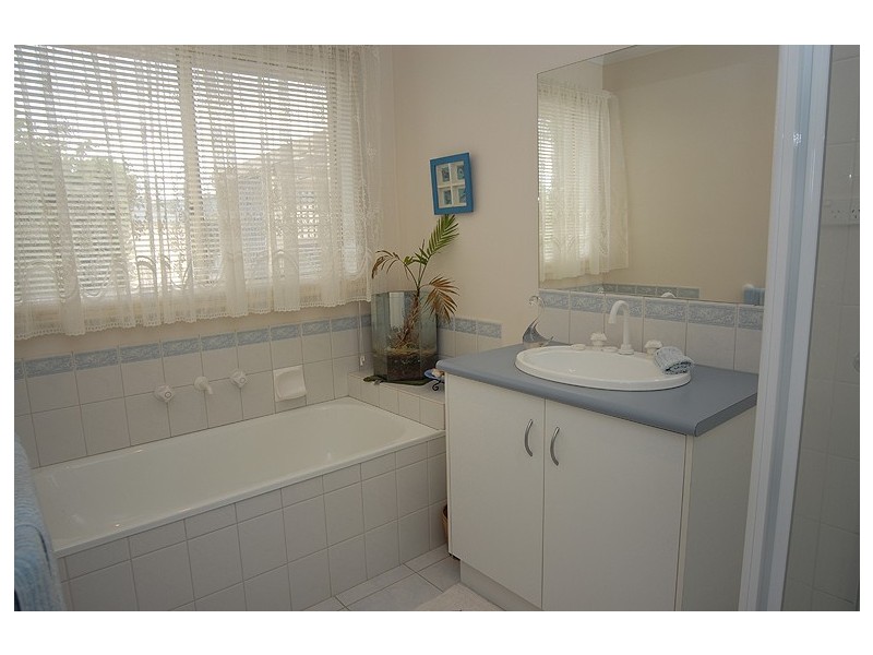 65 Crystal Court, Ross Creek VIC 3351