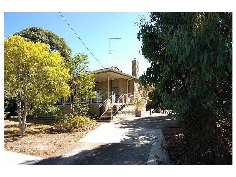 5 Sainsbury Court, Mount Clear VIC 3350