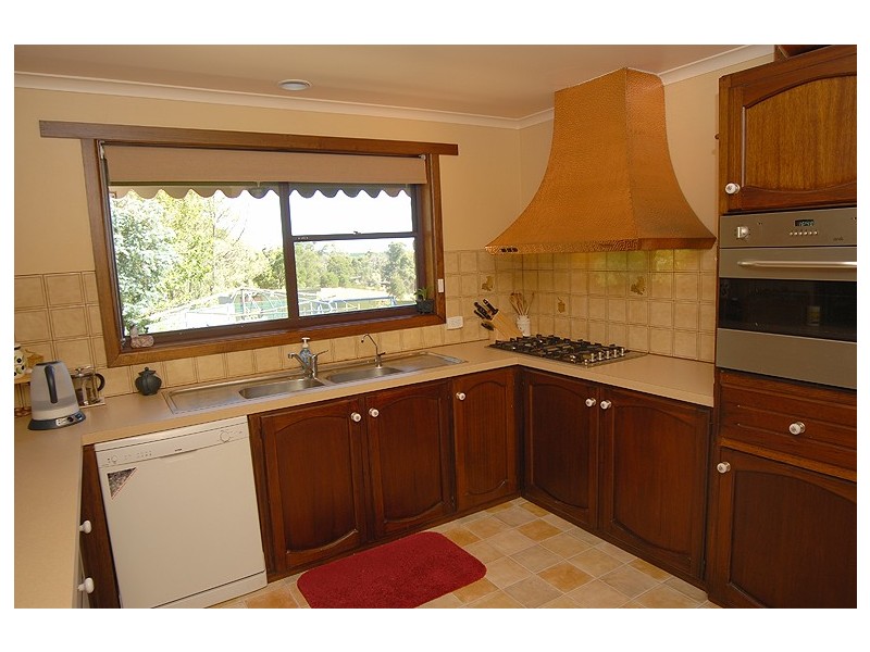 5 Sainsbury Court, Mount Clear VIC 3350