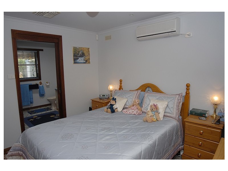 5 Sainsbury Court, Mount Clear VIC 3350