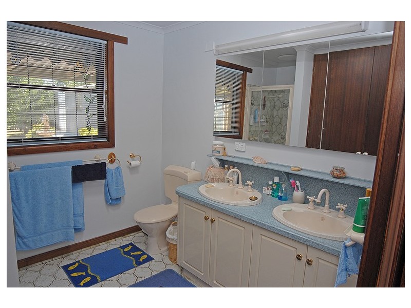 5 Sainsbury Court, Mount Clear VIC 3350