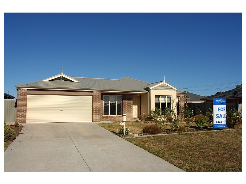 4 Manna Boulevard, Delacombe VIC 3356
