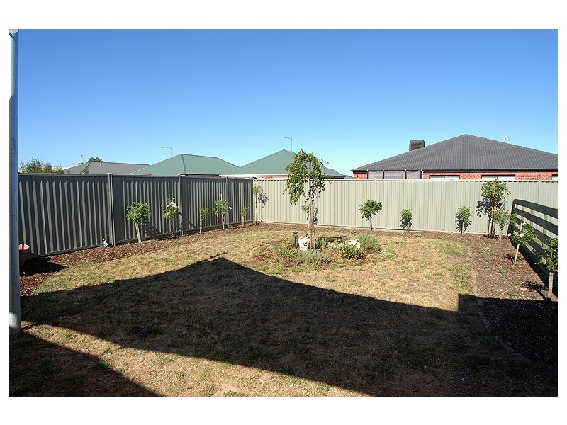 4 Manna Boulevard, Delacombe VIC 3356