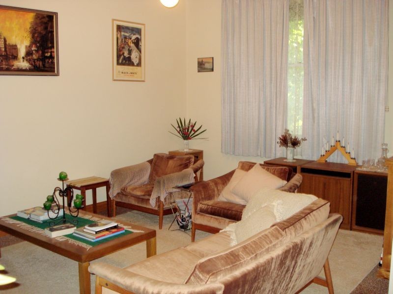 9 Hotham Street, Lake Wendouree VIC 3350