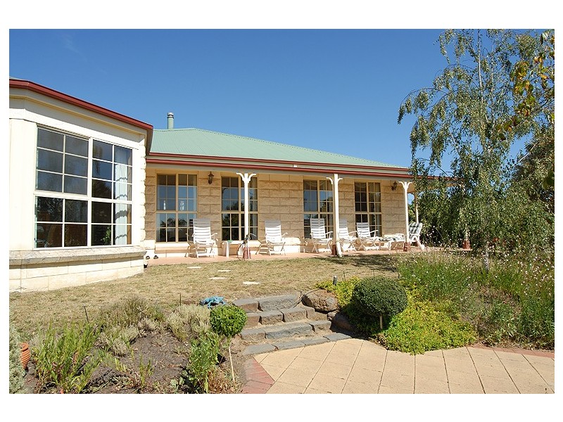 9 Charles Scorer Court, Ballarat VIC 3350