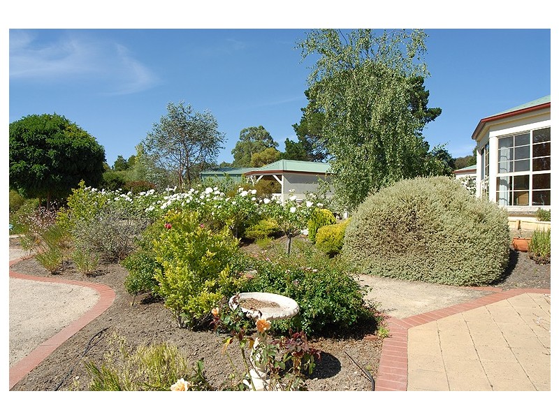 9 Charles Scorer Court, Ballarat VIC 3350