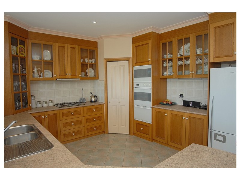 9 Charles Scorer Court, Ballarat VIC 3350