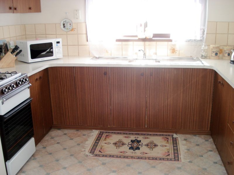 1/2 Cedric Street, Wendouree VIC 3355