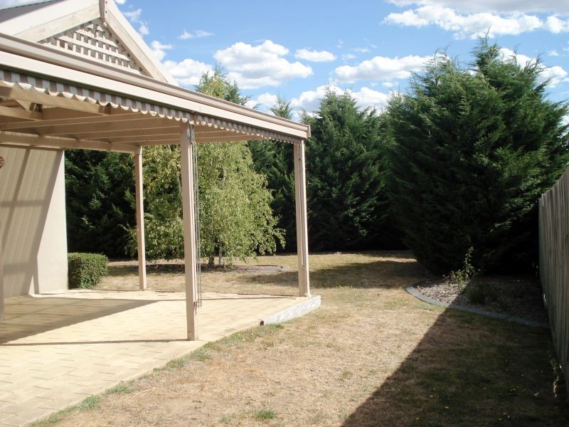 6 Ashley Court, Alfredton VIC 3350