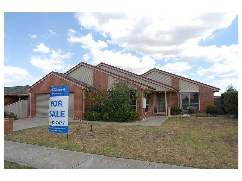 229 Whitelaw Avenue, Delacombe VIC 3356