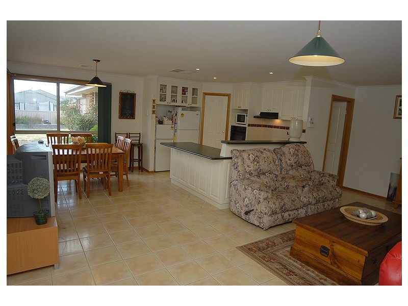 229 Whitelaw Avenue, Delacombe VIC 3356