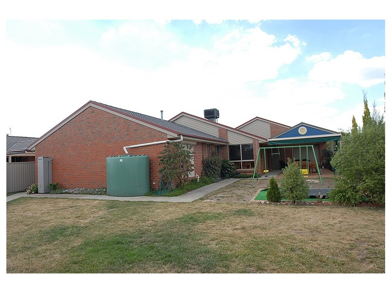 229 Whitelaw Avenue, Delacombe VIC 3356