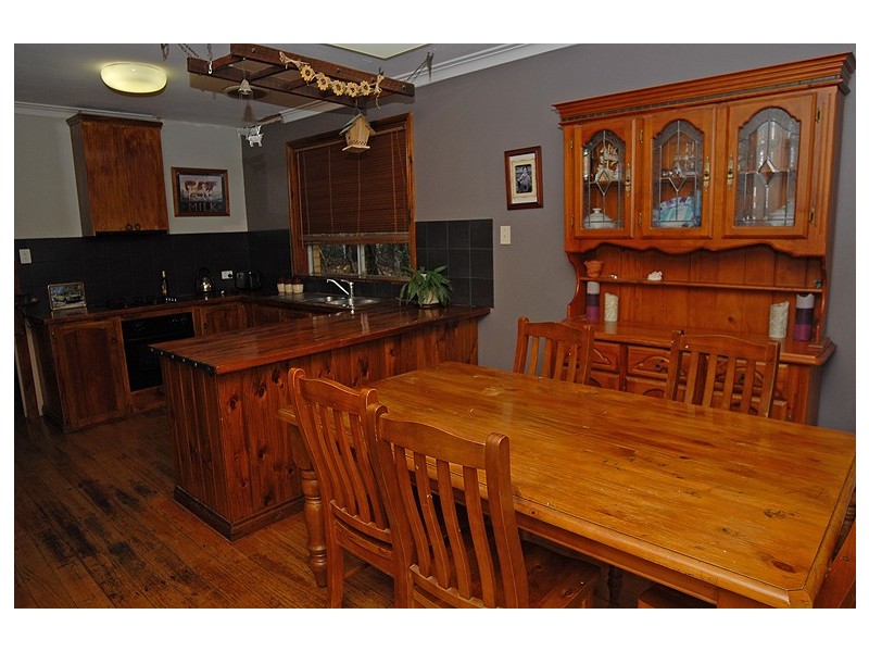 309 Eddy Avenue, Mount Helen VIC 3350