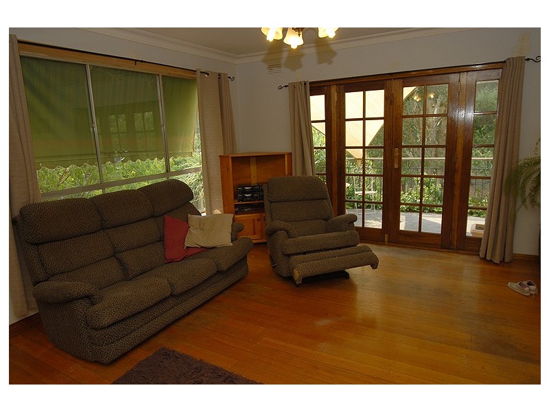 309 Eddy Avenue, Mount Helen VIC 3350