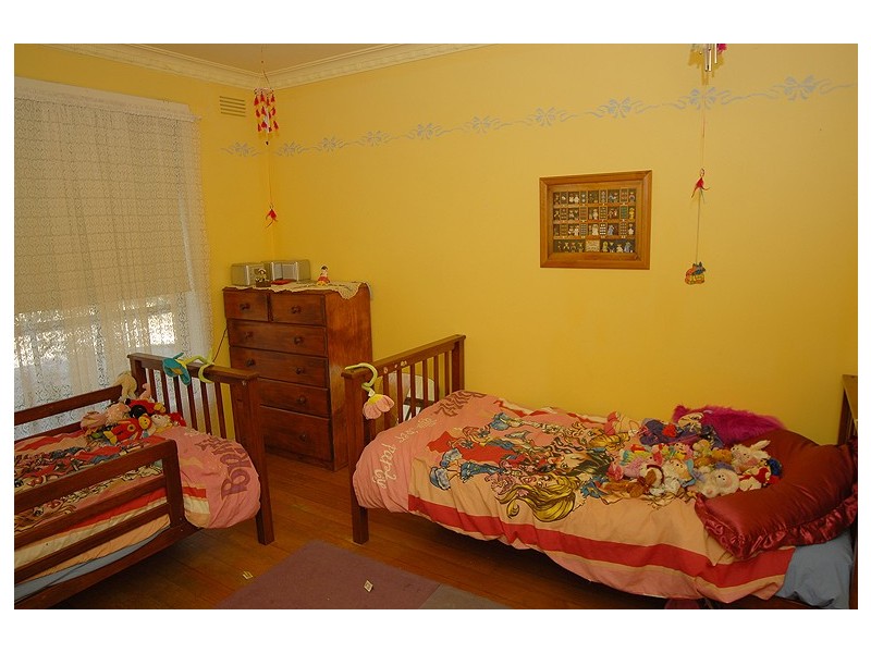 309 Eddy Avenue, Mount Helen VIC 3350