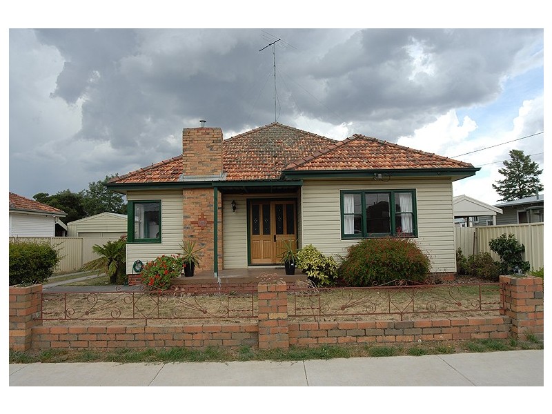1236 Norman Street, Wendouree VIC 3355