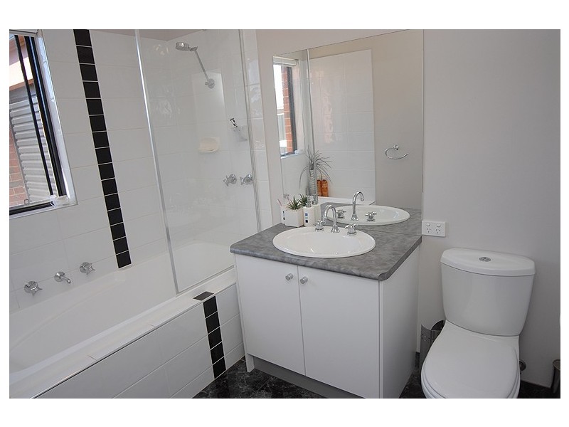 7 Sandon Place, Delacombe VIC 3356