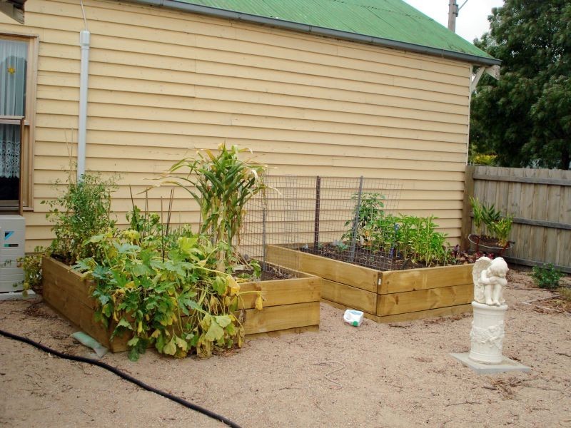 76 Neill Street, Beaufort VIC 3373