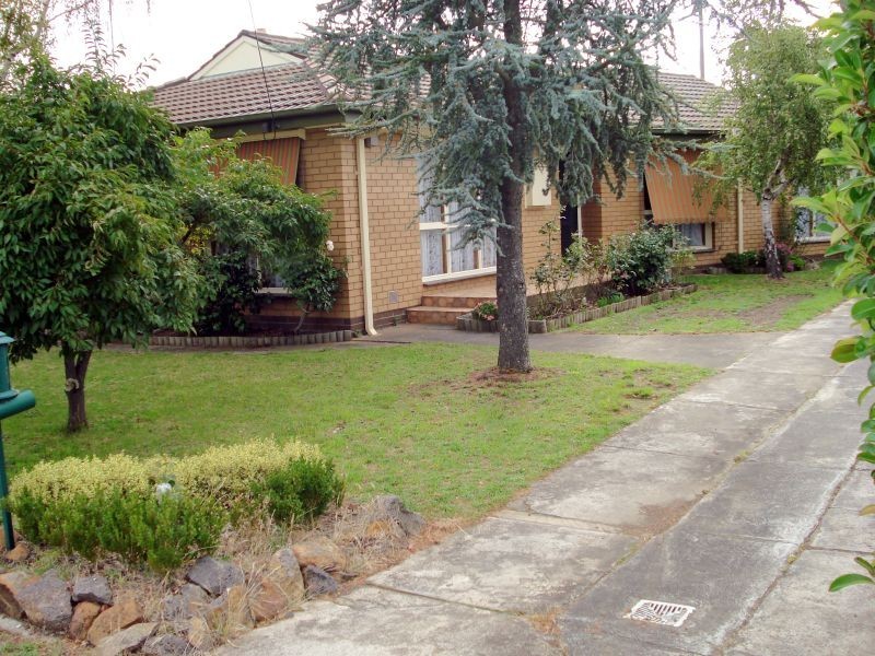 74 Grandview Grove, Wendouree VIC 3355