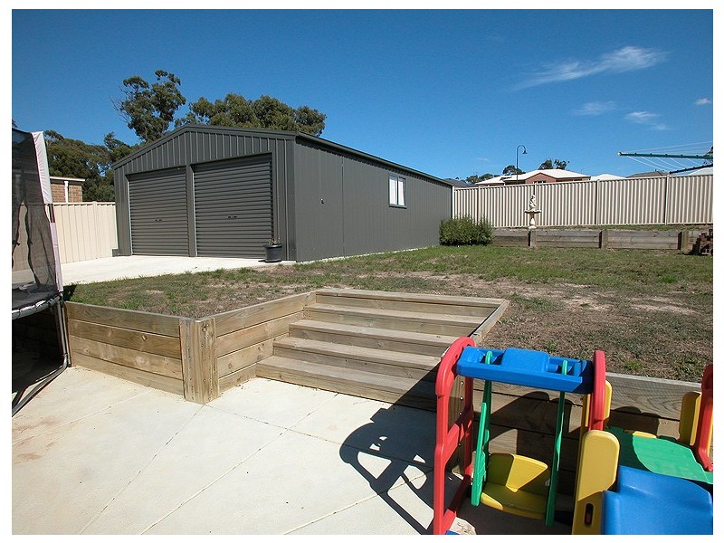 17 Canadian Crescent, Canadian VIC 3350