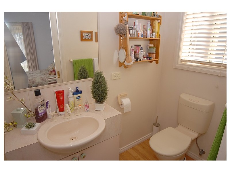 209 Whitelaw Avenue, Delacombe VIC 3356