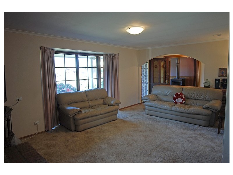 3 Loris Court, Delacombe VIC 3356